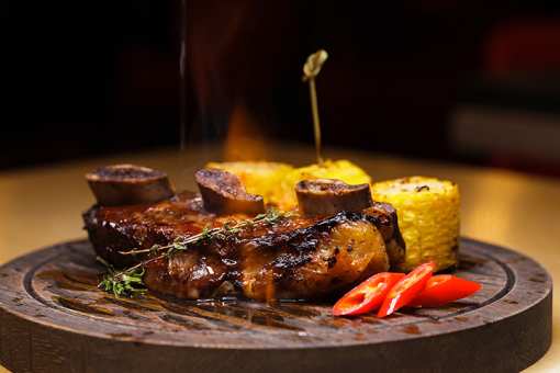 6 Best BBQ Joints in Nevada!